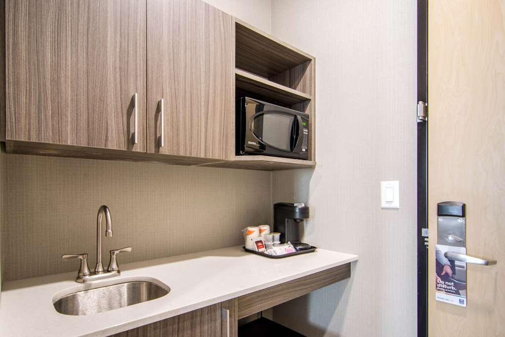 Comfort Inn & Suites North Battleford Bilik gambar